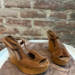 Gianvito Rossi Tan Wedge Sandals